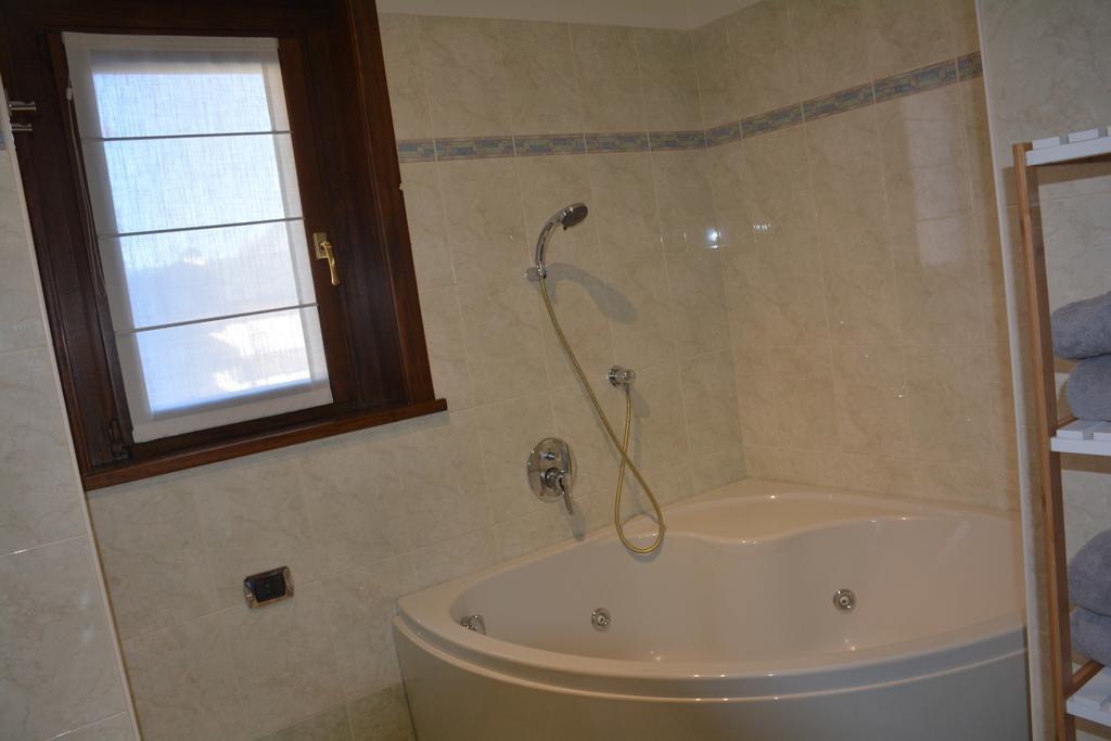 ליביניו Chalet Rin Star חדר תמונה