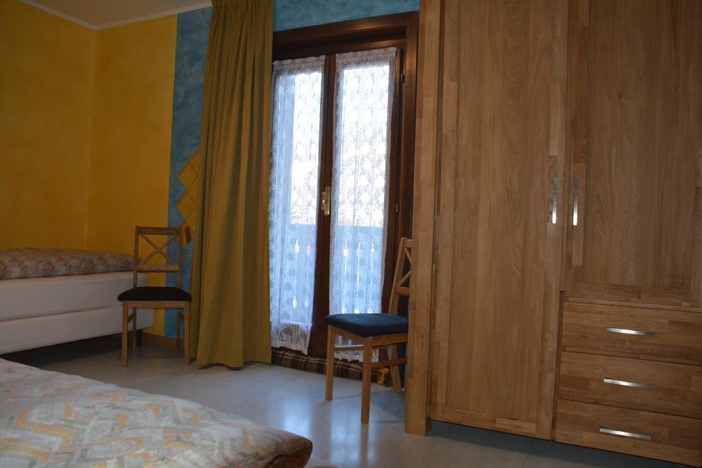 ליביניו Chalet Rin Star חדר תמונה